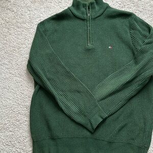 💯 cotton cable knit sweater with 1/4 zipper